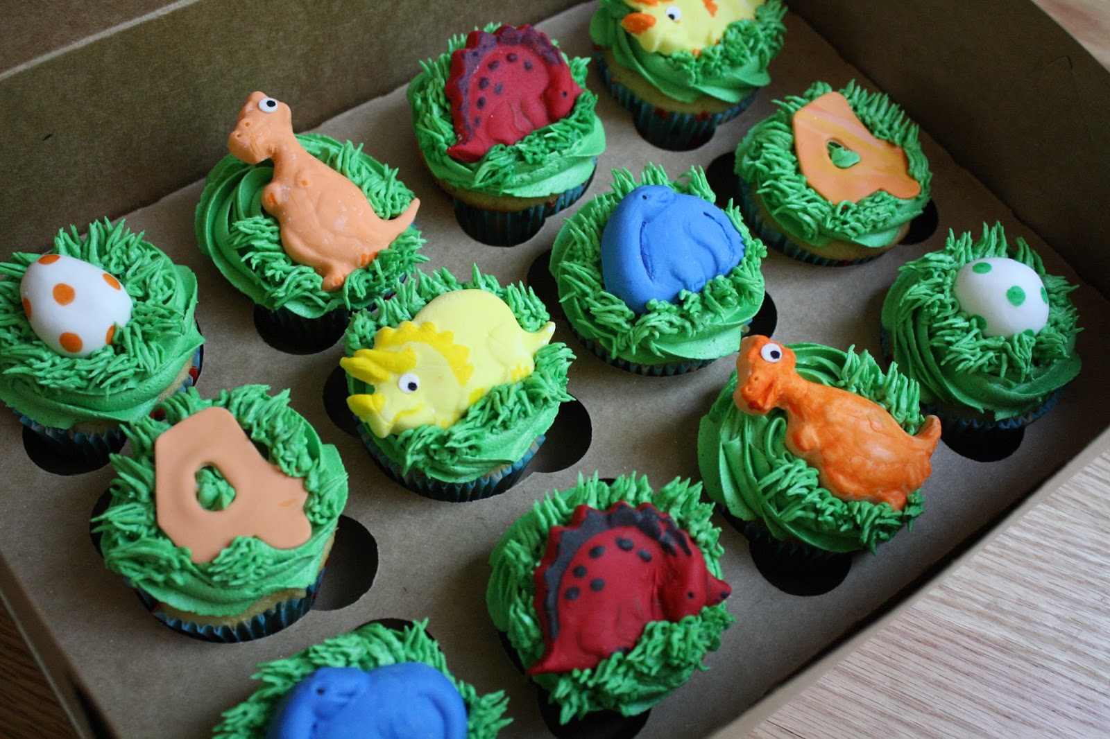 Kake Dinosaur Cupcakes