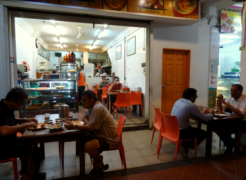 Traditional Indian Food In Little India Singapore Roti Prata And Teh Tarik Travel And Lifestyle Diaries Just Blogging My Life Away