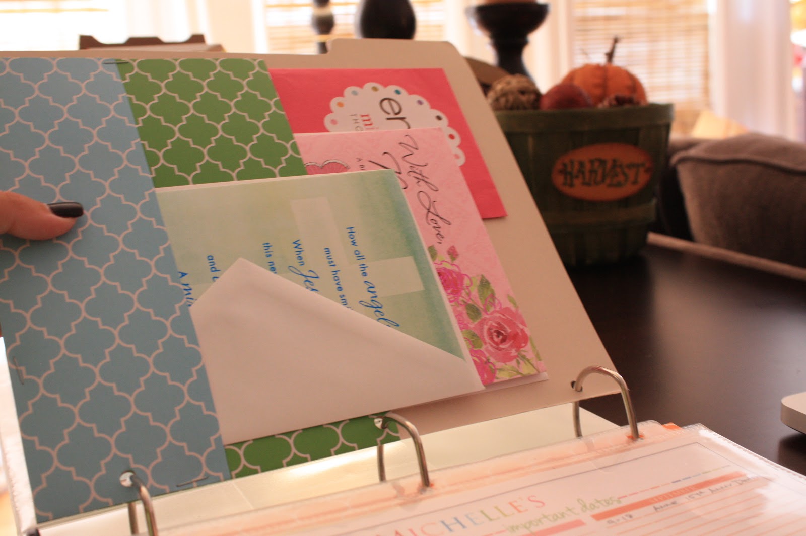 Shush In Your Home DIY Dual Pocket Folders