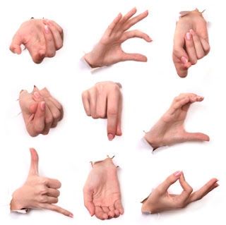تعلم لغة الجسد لفهم الاخرين  - اشارات اليد - hand signs