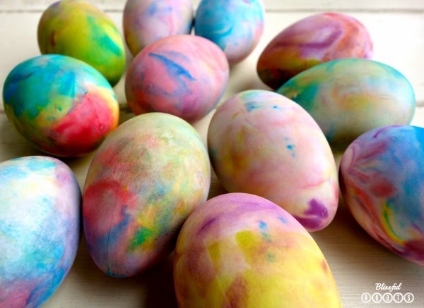 Shaving Cream & Food Coloring  Dyed Easter Eggs from Blissful Roots