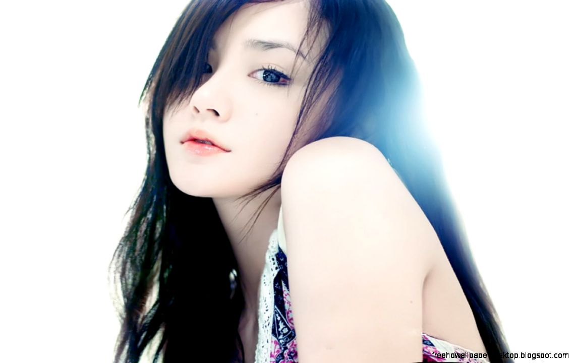 Download Beautiful Girl Desktop Wallpaper  Full HD Wallpapers