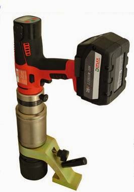 CORDLESS TORQUE WRENCH