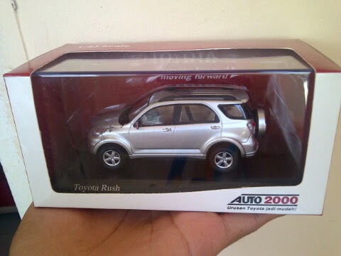 toyota rush diecast