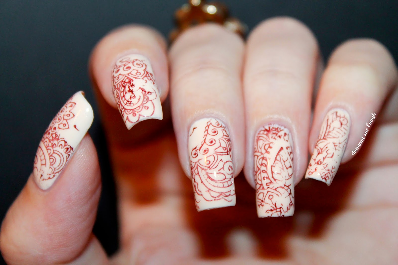 Mehendi // henna nail art
