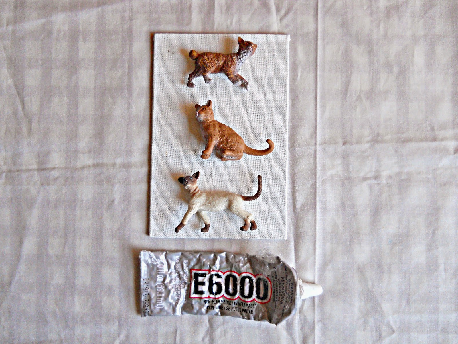 Running With A Glue Gun Plastic Cat Art DIY