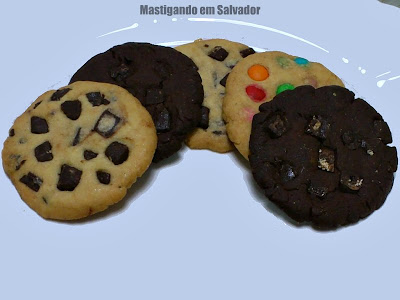 Miss Cookies: Cookies com Pedaços de Chocolate