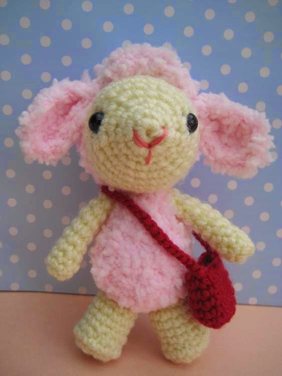 http://www.jennyandteddy.com/2014/01/pinky-lamb-amigurumi-free-pattern/
