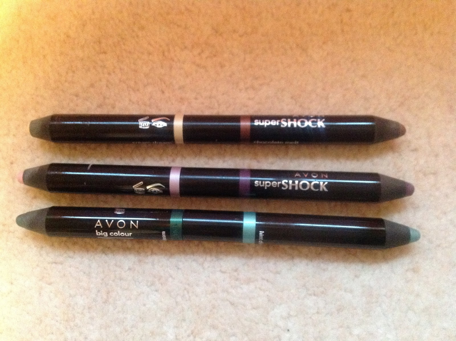 The life of Avon Super Shock Eye Shadow Pencil duo