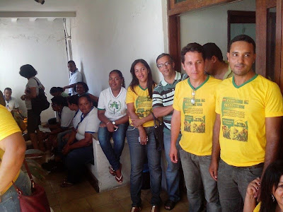 http://3.bp.blogspot.com/-bcgObXLdJ0c/Uz7LfJX97mI/AAAAAAAALyc/8F5Ty2pRMf8/s1600/Agentes-de-Jequi%C3%A9-protestam.jpg