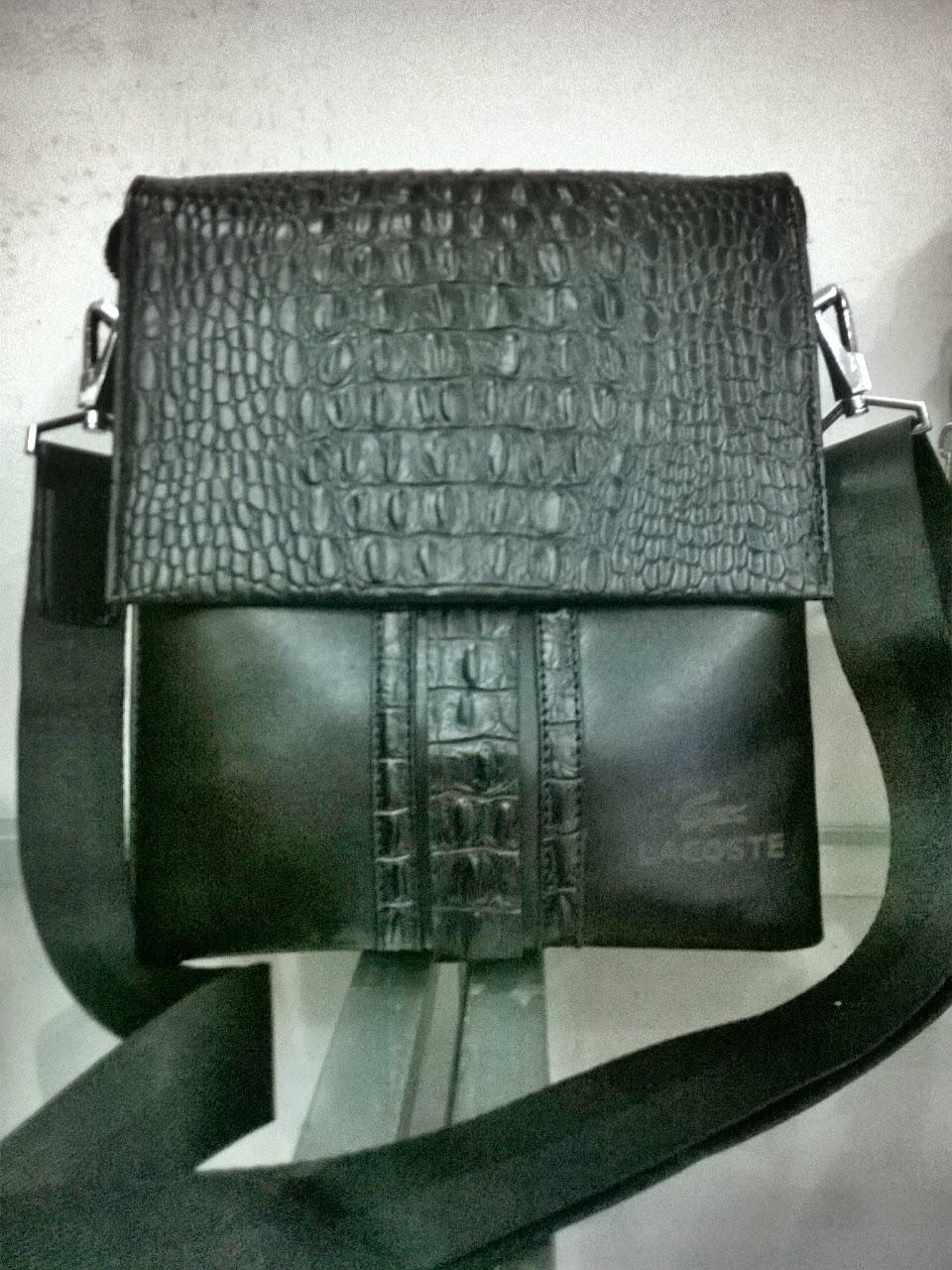 Tui dung ipad gia re Túi đựng ipad giá rẻ lacoste 01