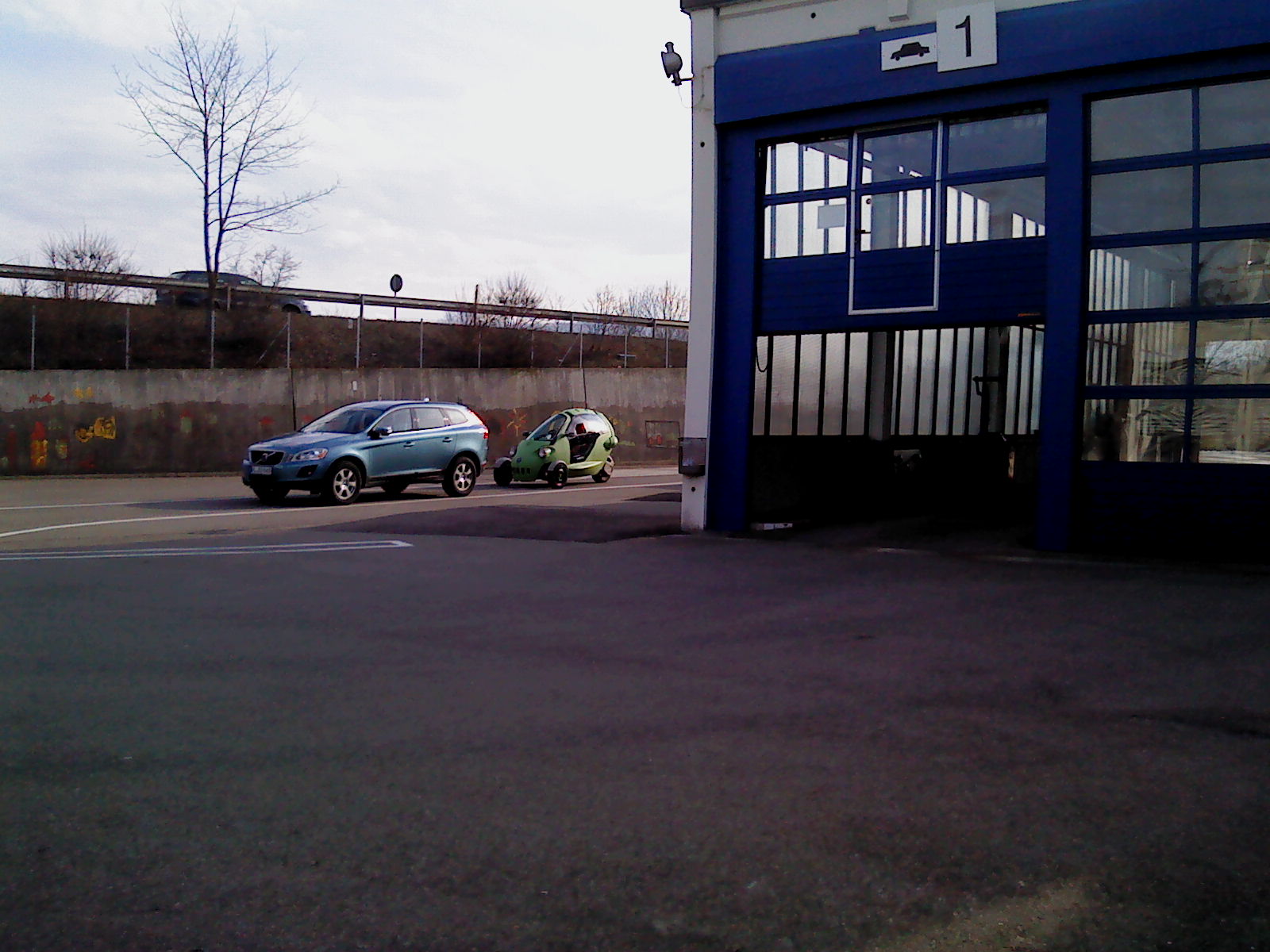 Sam Evii Besuch Beim Tuv