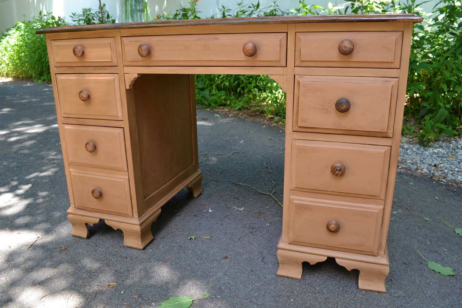Heir and Space A Solid Maple Desk