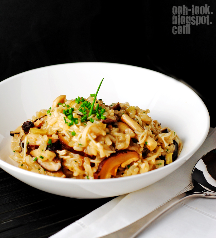 Ooh, Look... A yoshoku Japanese mushroom risotto