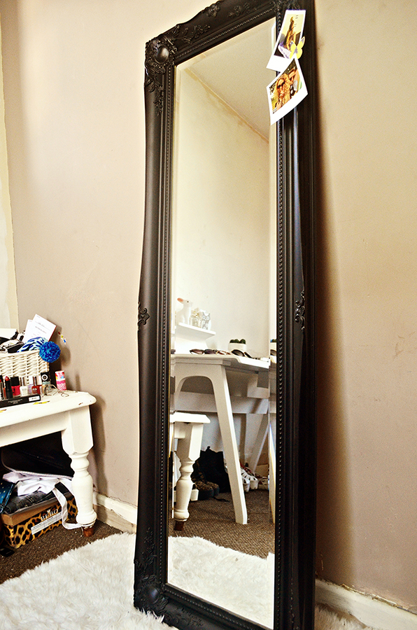made.com cornell white desk, mirrorworld vintage shabby chic mirror, review