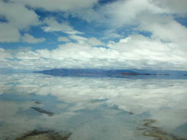 THE MOST BEAUTIFUL SCENERY IN THE WORLD 2 The+salar+of+Uyuni-+country+Bolivia