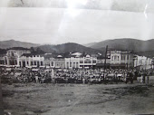 FOTO 2 - História de Jequié em imagens II. Praça Rui Barbosa na década de 40, florecimento urbano.