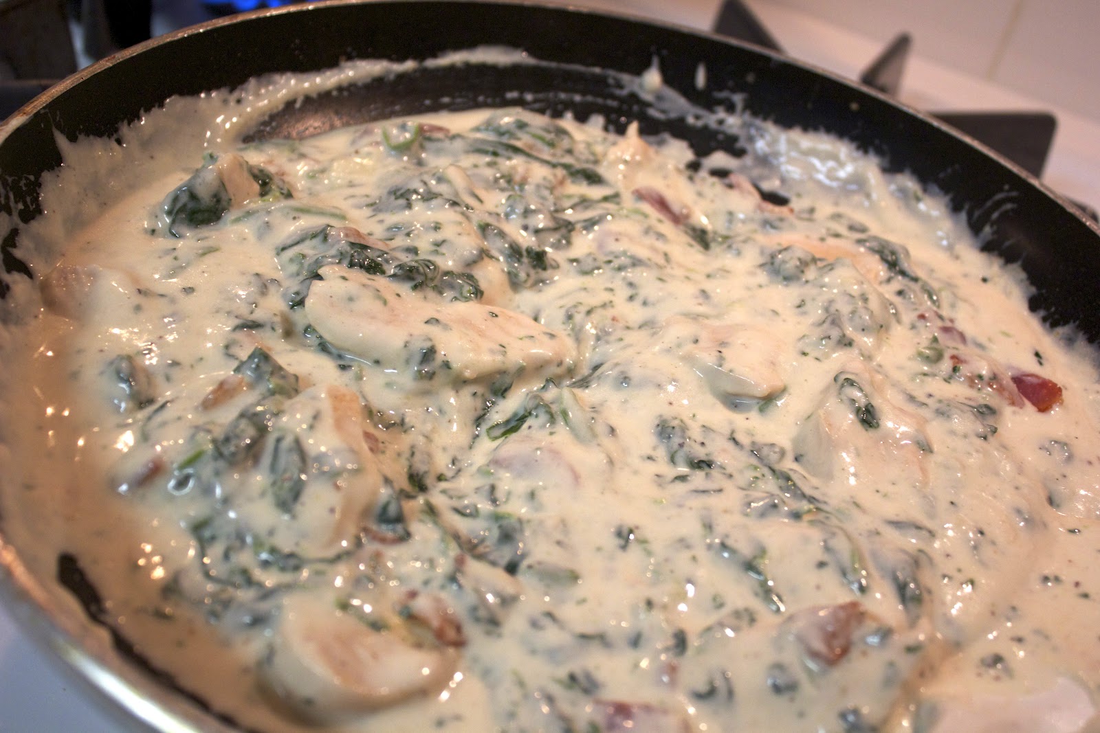 Friendly Kitchen Chicken Spinach Fettuccine