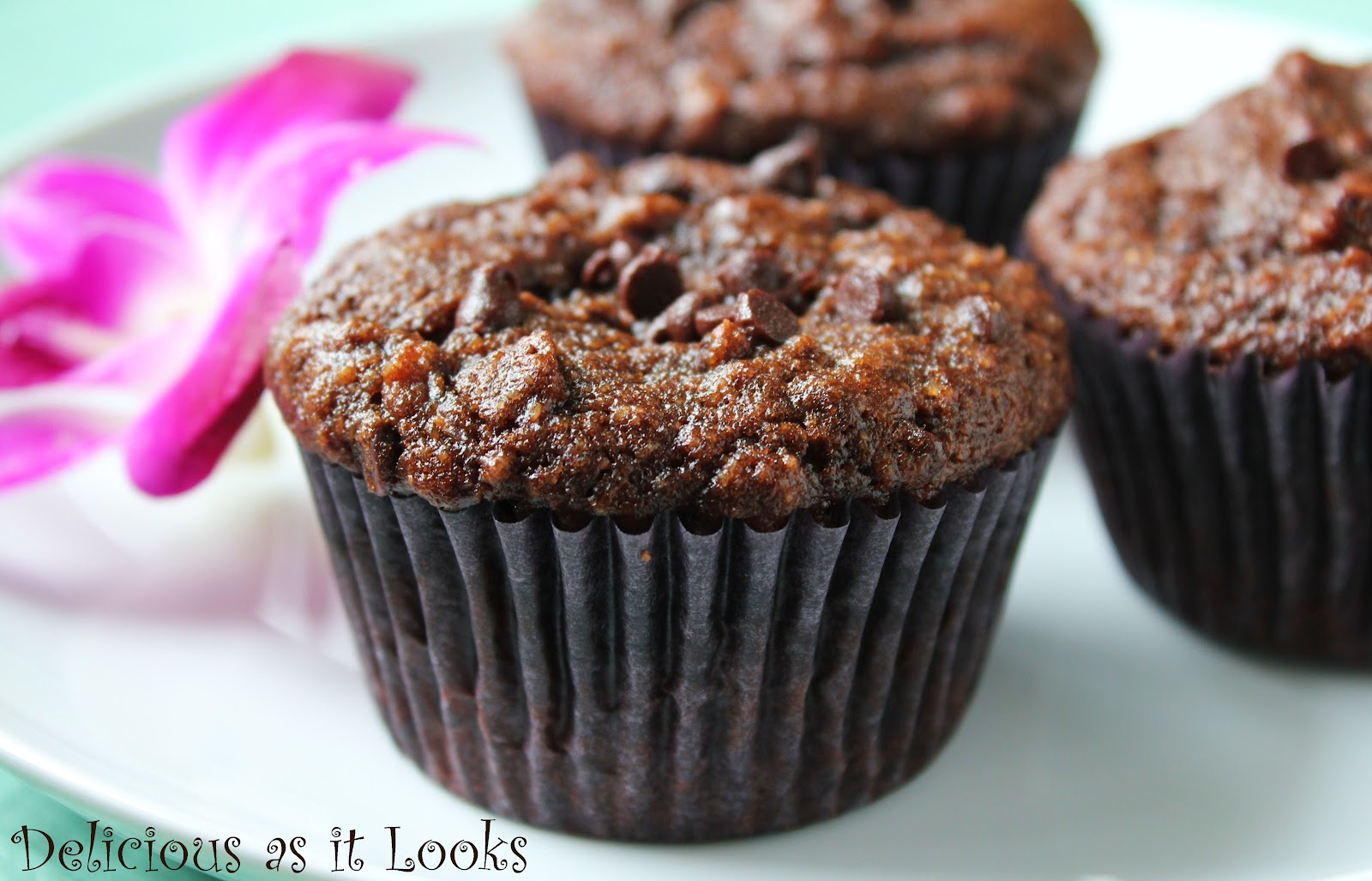Double Chocolate Almond Banana Muffins (GlutenFree, GrainFree) Delicious as it Looks