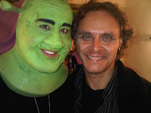 Con el actor y cantante Miguel Angel Gamero, en el personaje de Shrek el musical