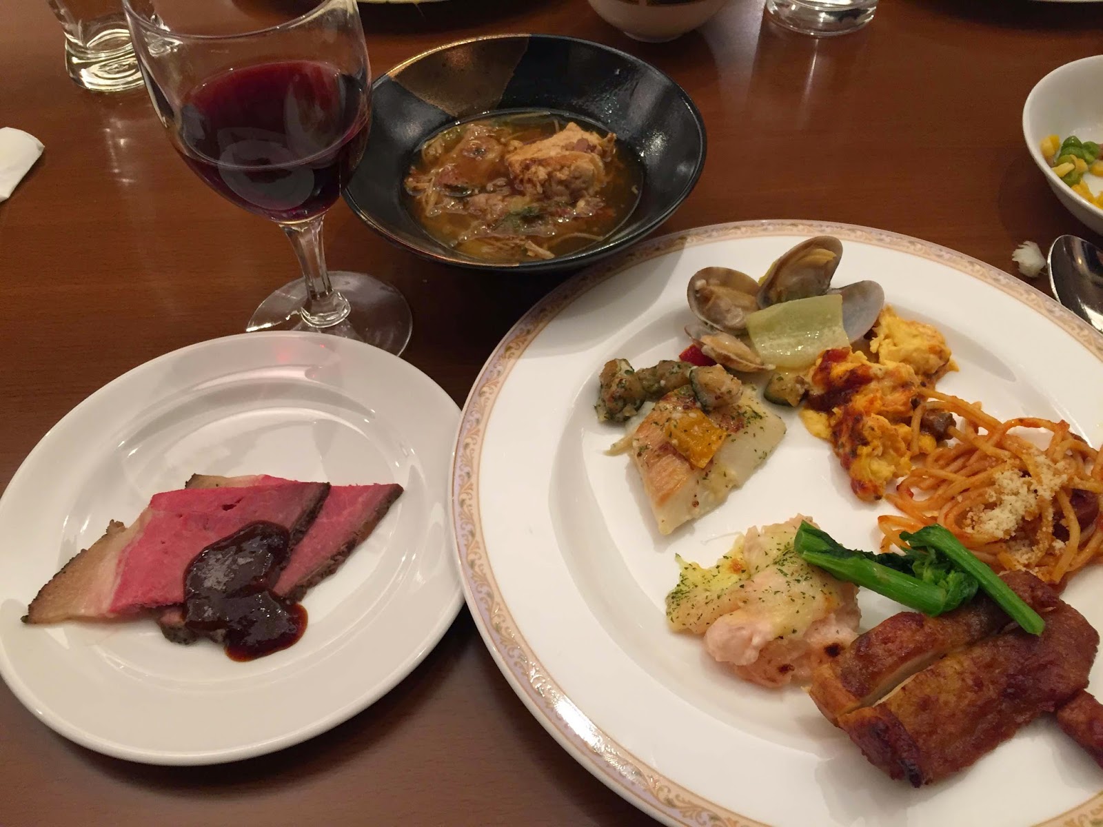 ぶらぶら猫の宮古島移住日記 15年3月5日 ホテルカデンツァ光が丘 ルミエール