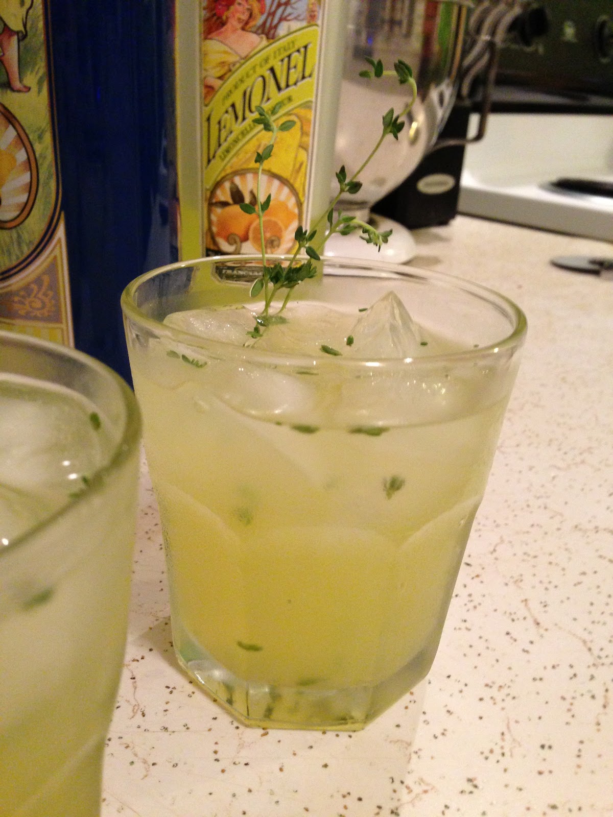 making lemonade 'thyme' for a cocktail