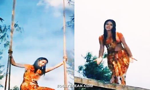Zeenat Aman in Roti Kapda Aur Makaan in orange saree - (16) - Bollywood Actresses in Saree - Top 25 List