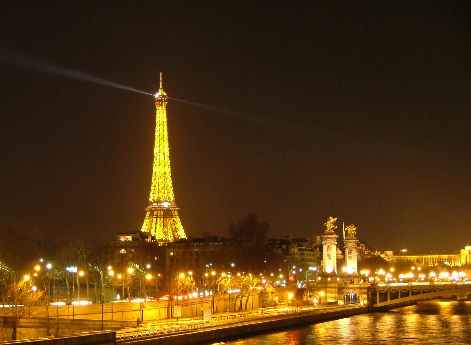 ights. gorgeous! halfway. tower. view. ictures. osted. france. eiffel. ower...