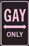 Bar gay proíbe casal de se beijar