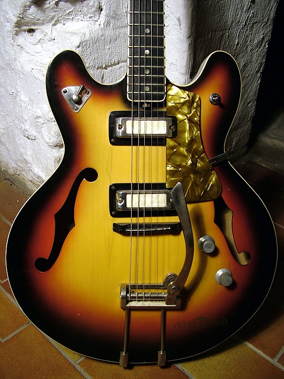 THE UNIQUE GUITAR BLOG Jolana Guitars First Electric Guitars Made In