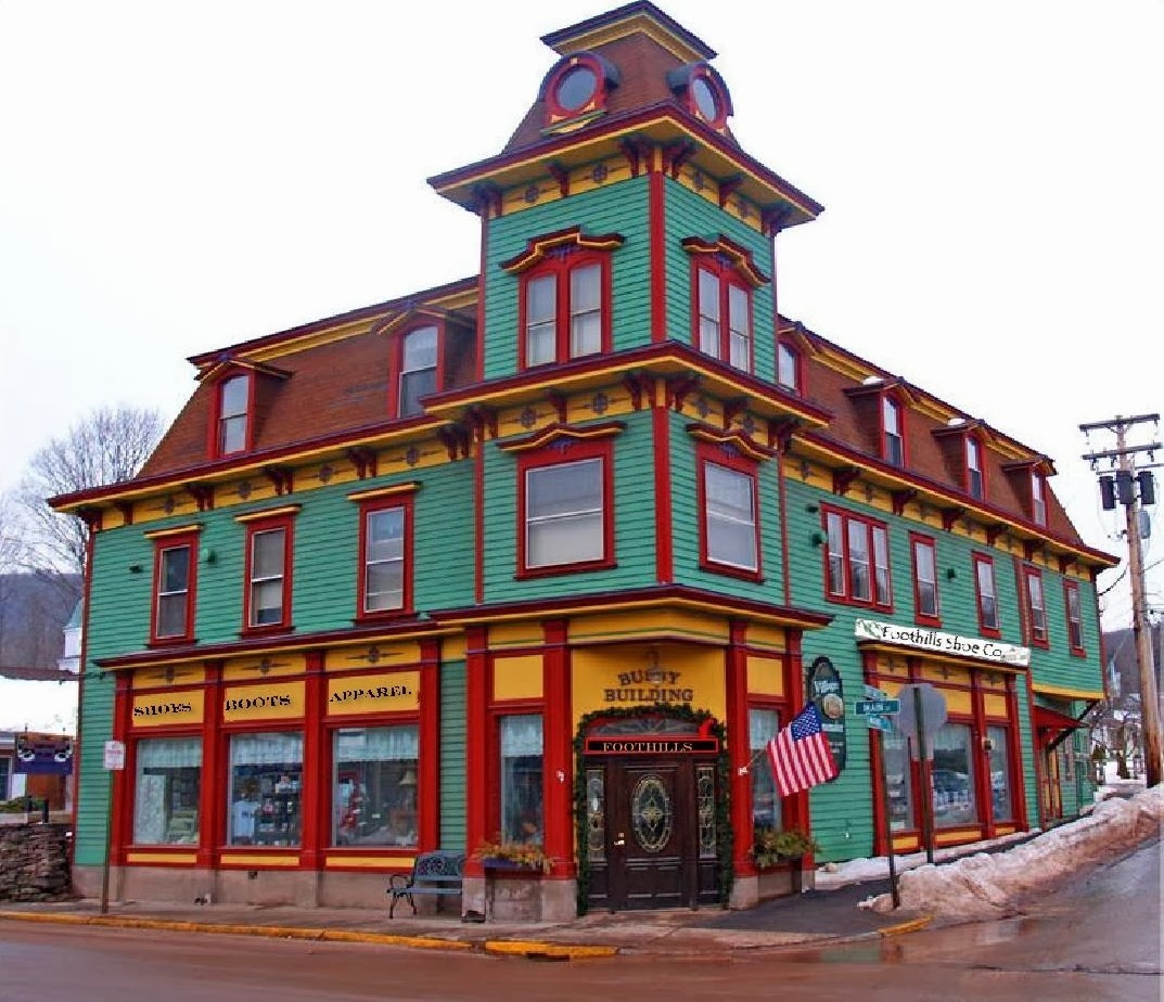 urbanretreatist Pine Hill, NY