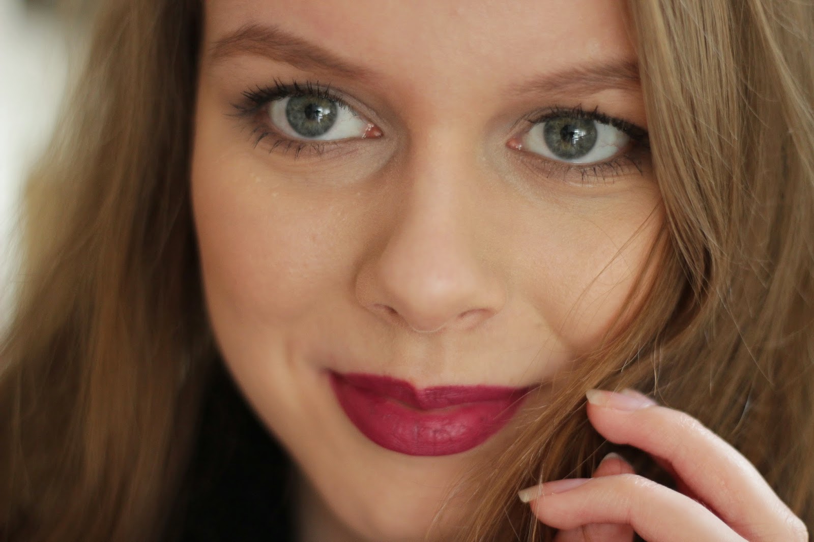 review catrice ultimate stay lipstick plum & base