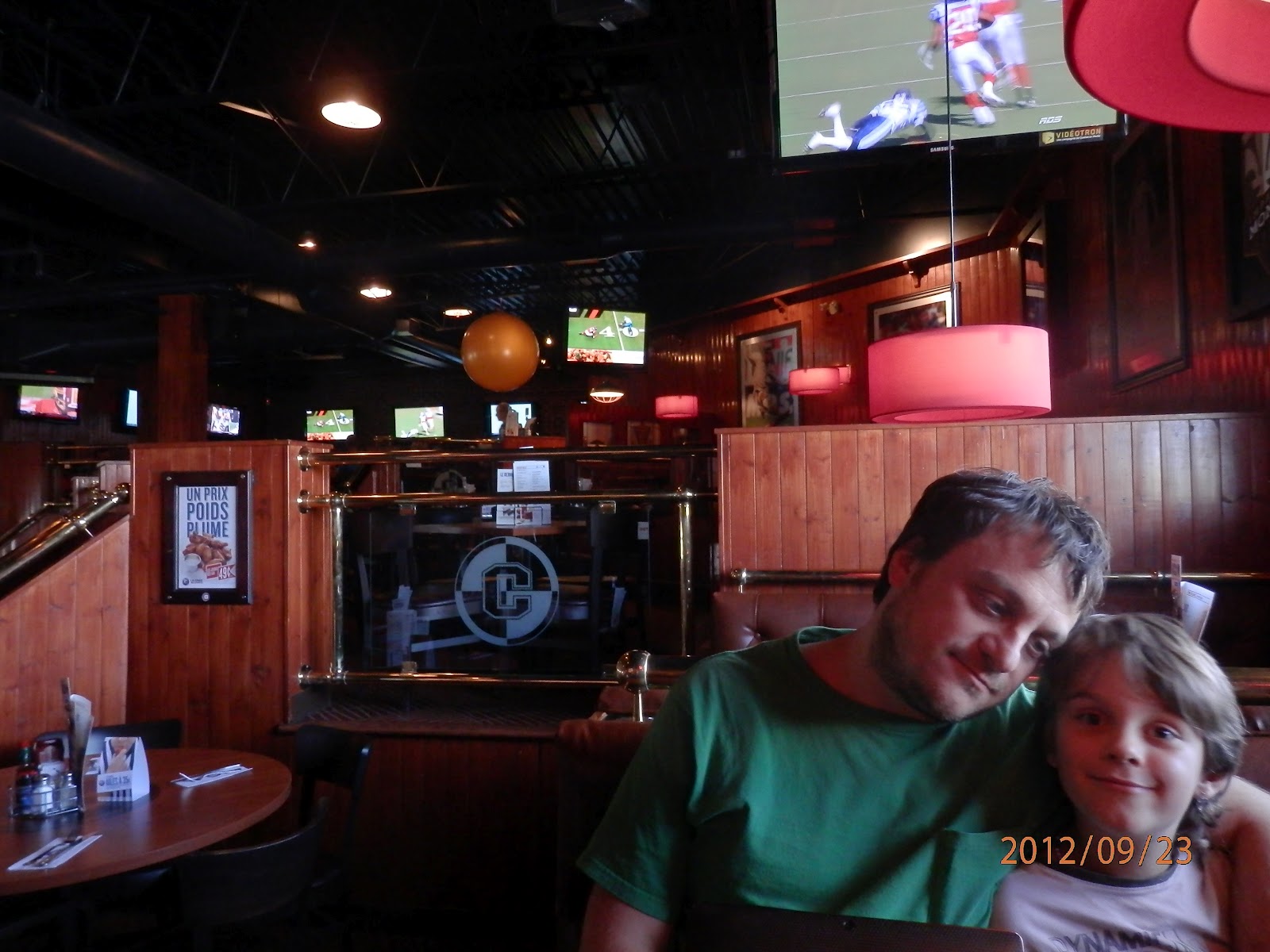 Nos aventures au Canada ! La Cage aux sports