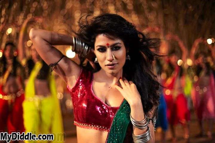Chitrangada Singh Item Girl1 - Chitrangada Singh Sexy Stills from movie Joker - Item Song