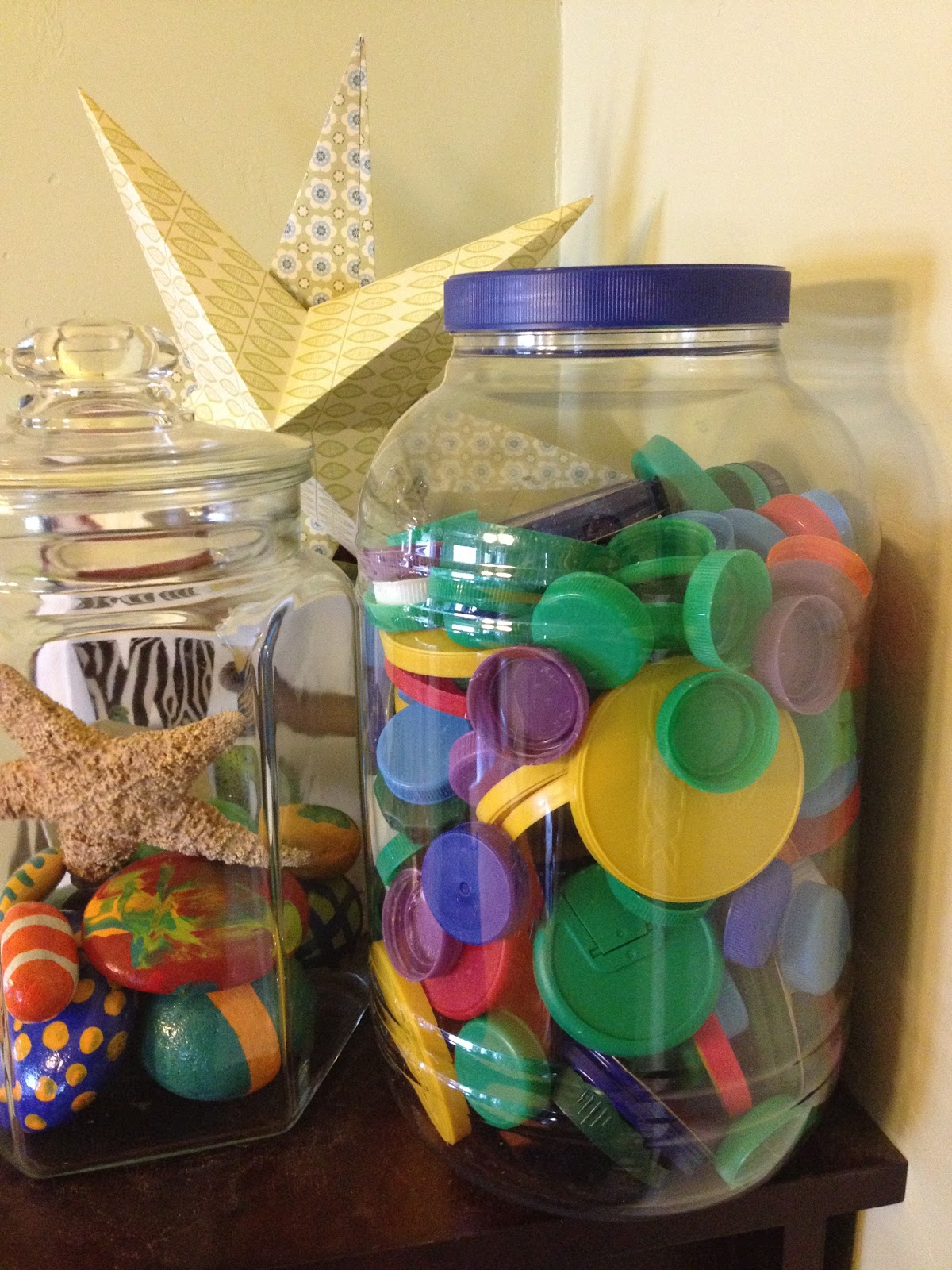 candice ashment art REDUCE*REUSE*RECYCLE... Bottle Lids Wall Art {DIY}