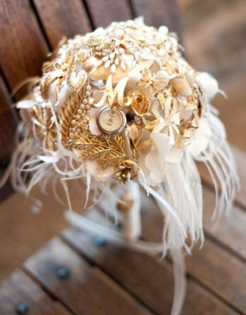 [Image: 13-mau-hoa-cuoi-cam-tay-mua-thu-tuyet-de...-dau-6.jpg]