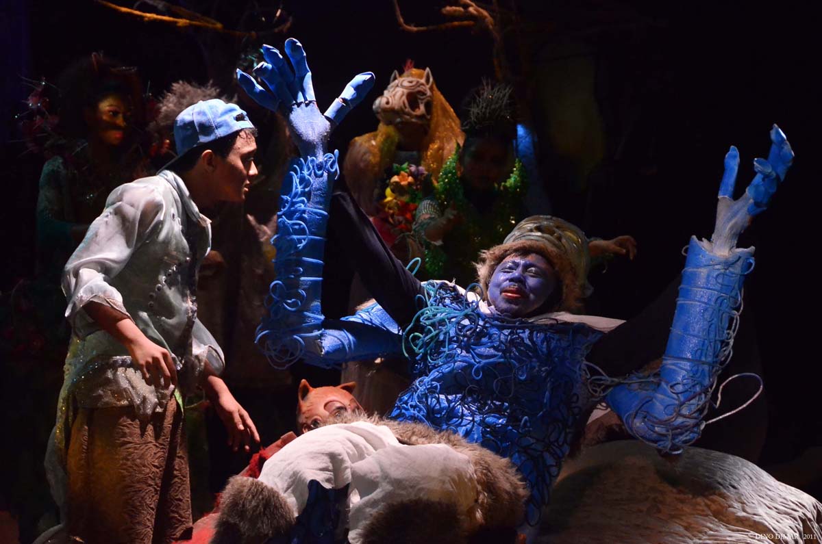 Umaaraw umuulan kinakasal ang tikbalang essay 05 picture