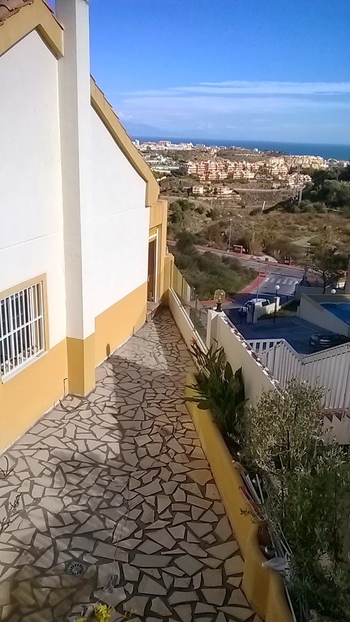 Multi Reparaciones y Reformas (Mantenimiento): Suelo de patio con