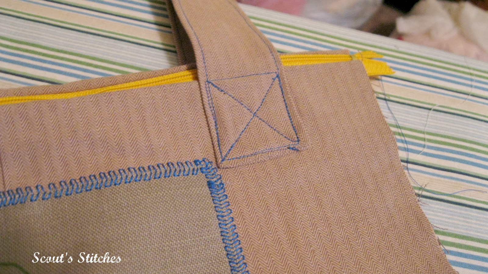 All The Joy Zipper Bag Tutorial