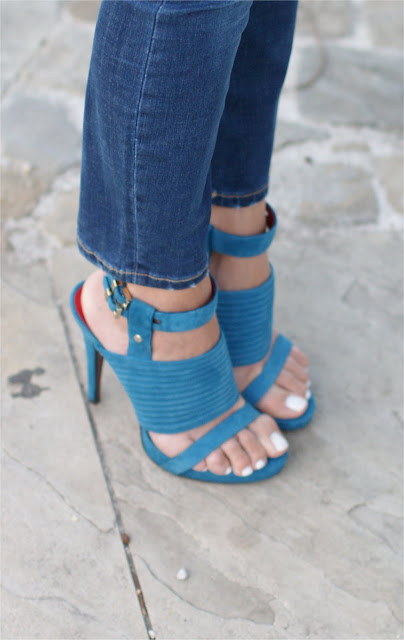 Cesare Paciotti sandals, blue sandals, white toe nails, Fashion and Cookies
