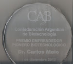 Premios CAB al "Emprendedor  Pionero Biotecnológico" y al "Investigador biotecnológico destacado".