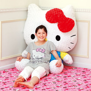 Giant Hello Kitty plush soft toy