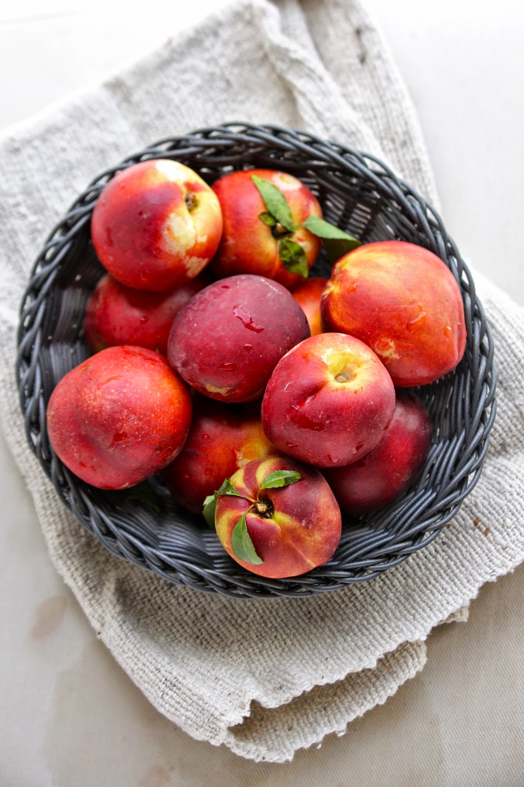 Plateful Mango Nectarine Smoothie