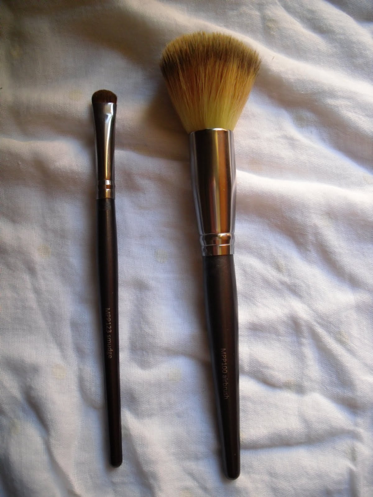 Beautifully Glossy What do I do with a smudge brush?