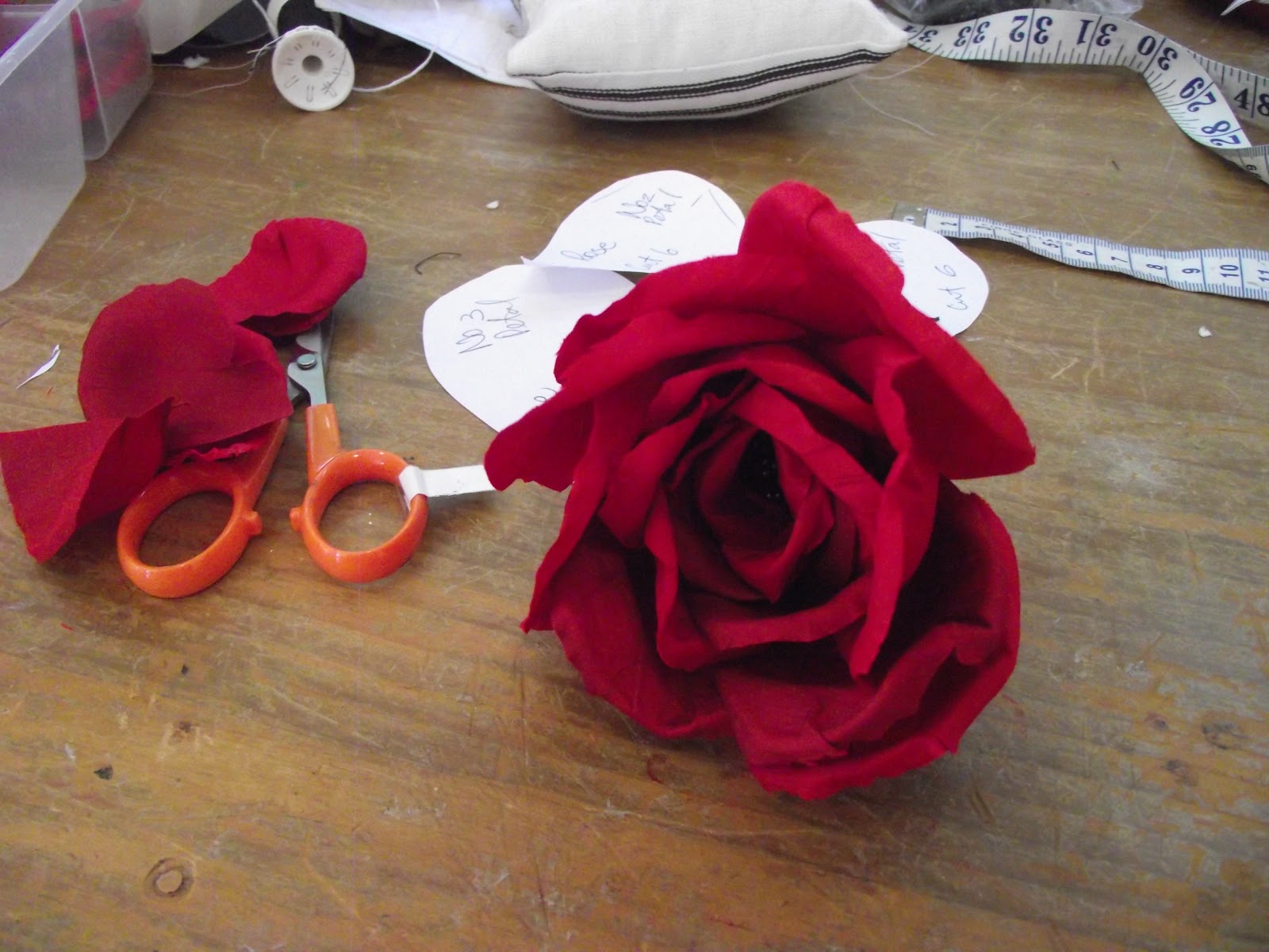 Love Hats How to make silk flowers the rose