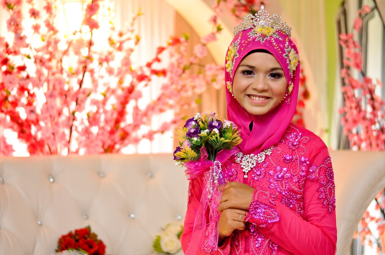 baju pengantin tema pernikahan