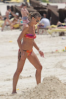 Heidi Klum at the beach in Bahamas