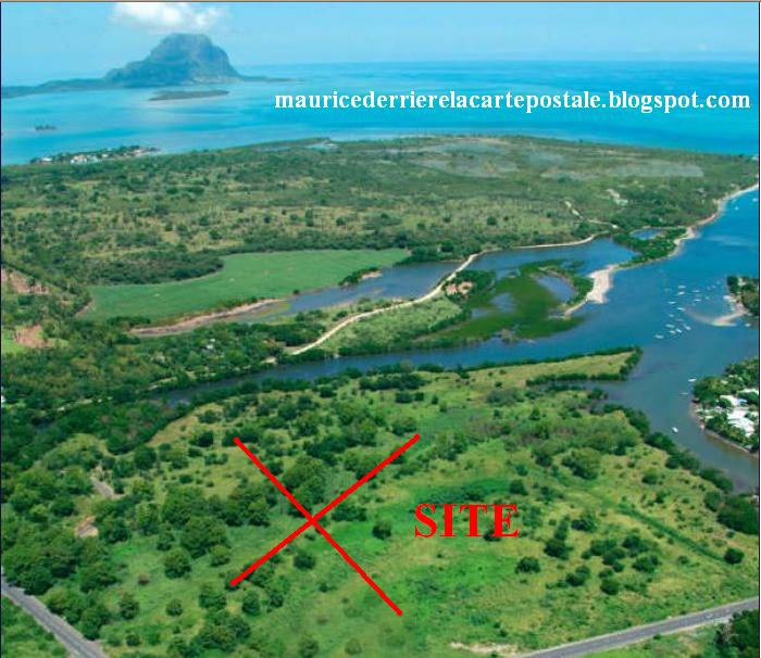 Maurice, derrière la carte postale L'embouchure de la Rivière Noire