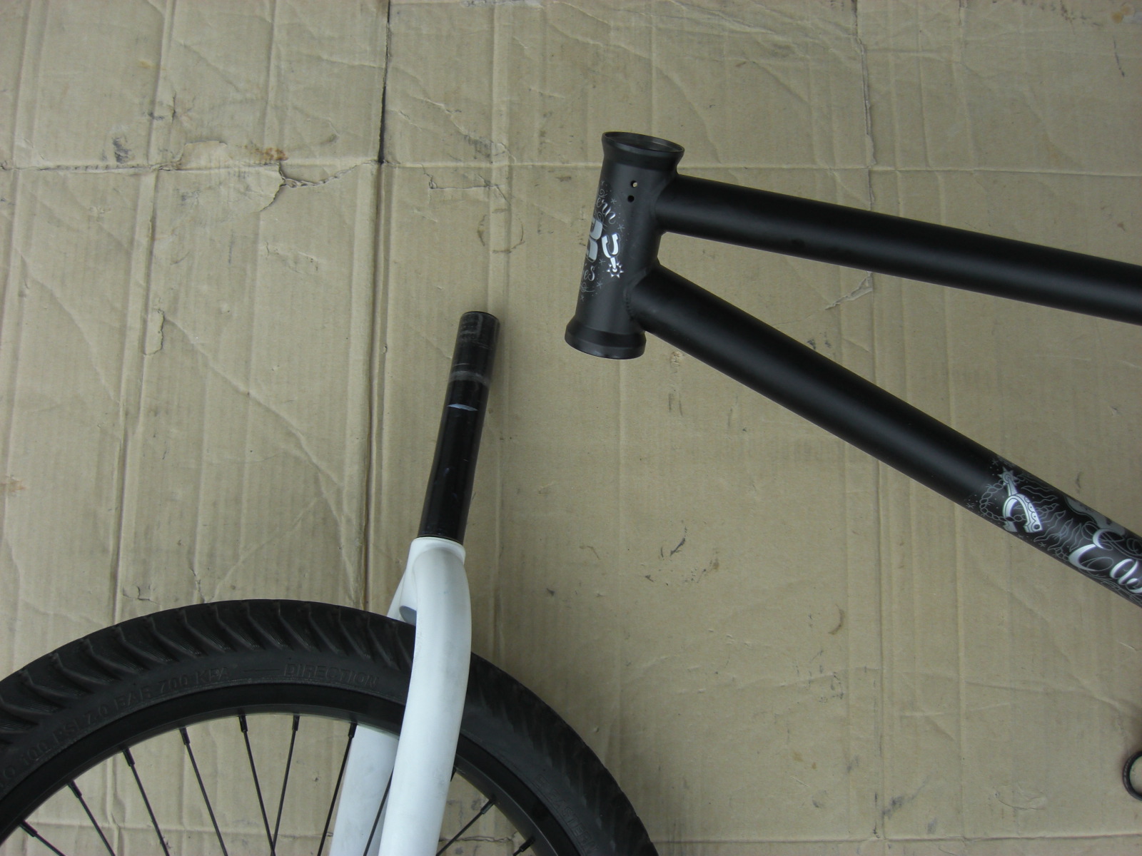 Vancho Bike のライダー日記: BMX フレーム交換 取り付け編
