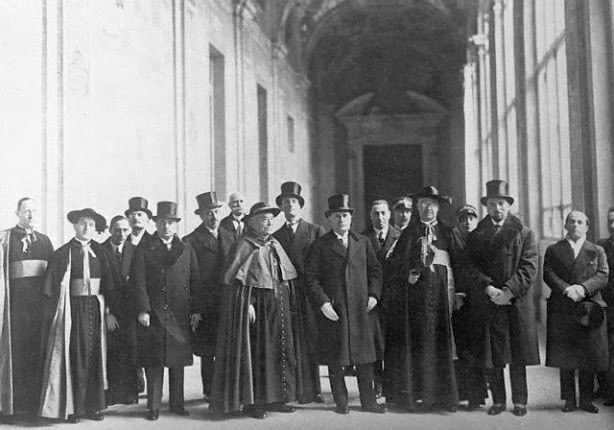  Mussolini au Vatican